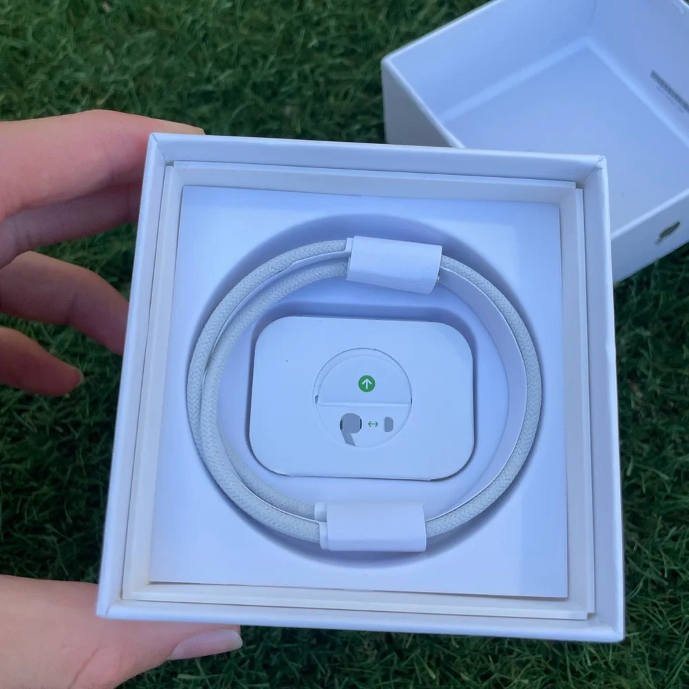 New Airpod Pro 2s (negotiable)